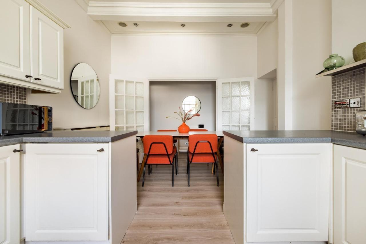 런던 The Sussex Garden Retreat - Elegant 2Bdr Flat 아파트 외부 사진
